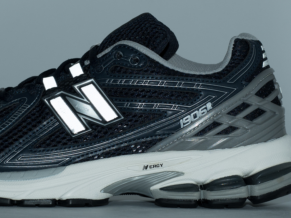Кроссовки New Balance 1906R