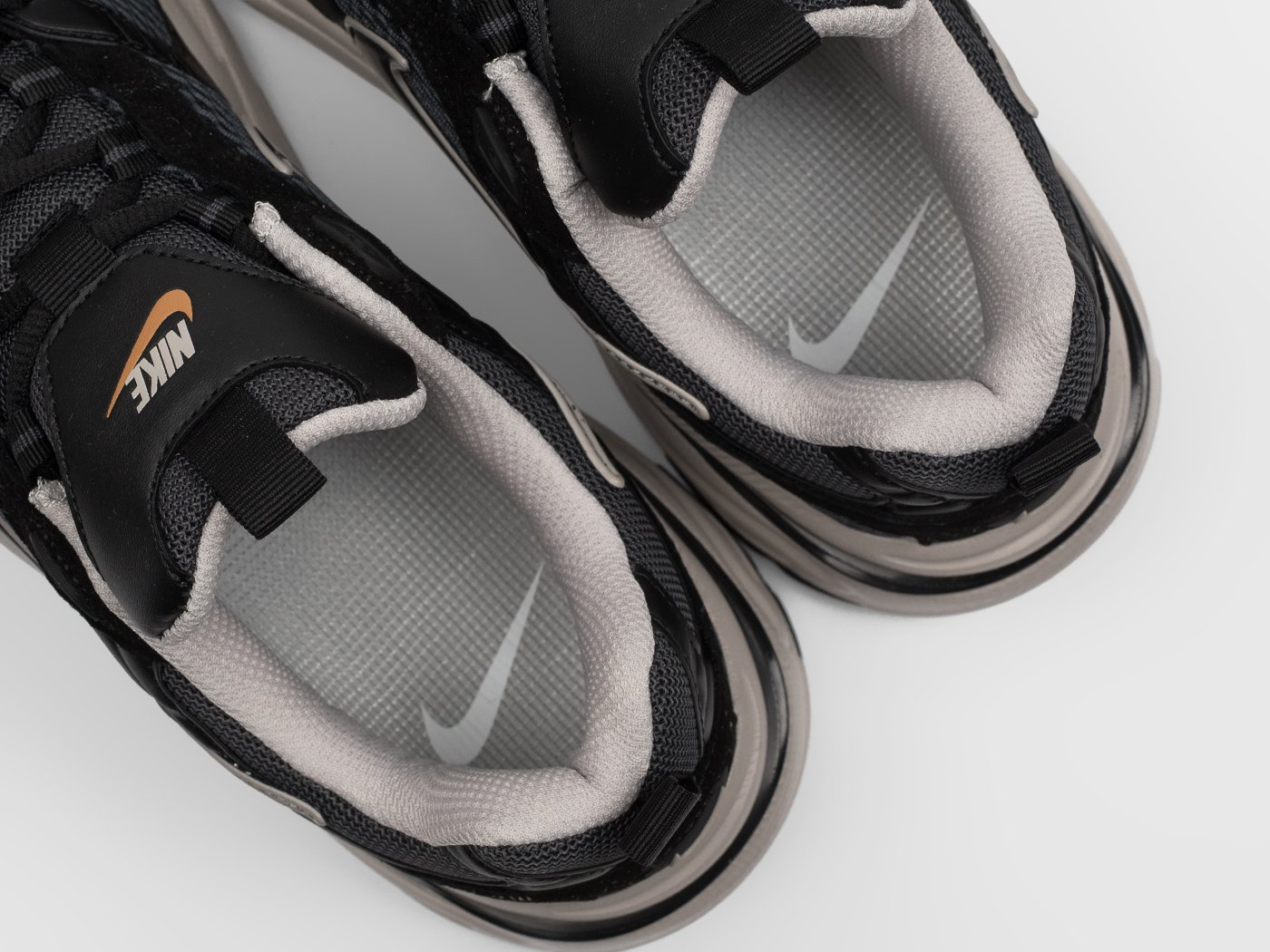 Кроссовки Nike