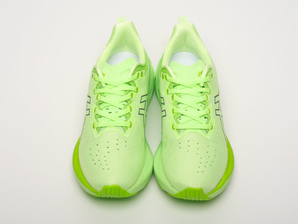 Кроссовки Asics Novablast 4