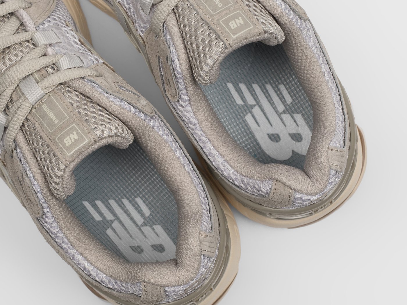 Кроссовки New Balance 1906R