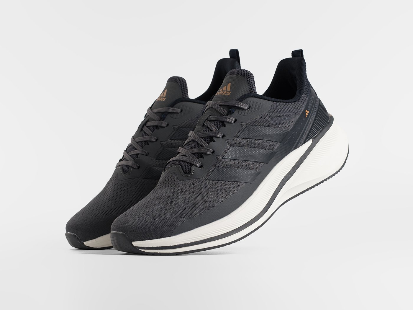 Кроссовки Adidas