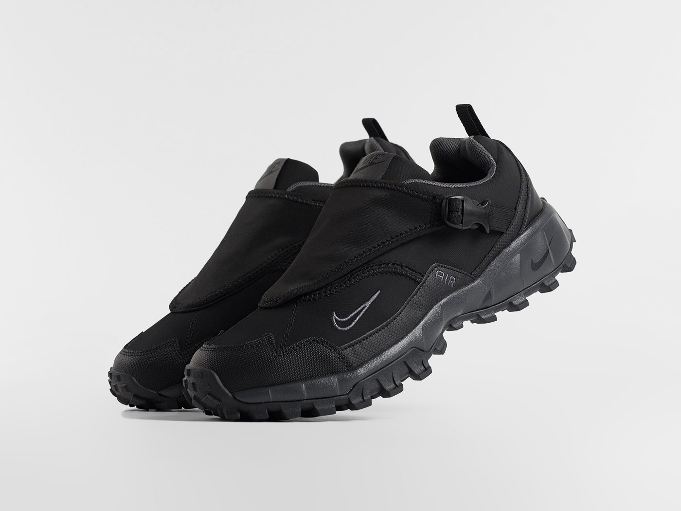 Кроссовки Nike ACG Phassad