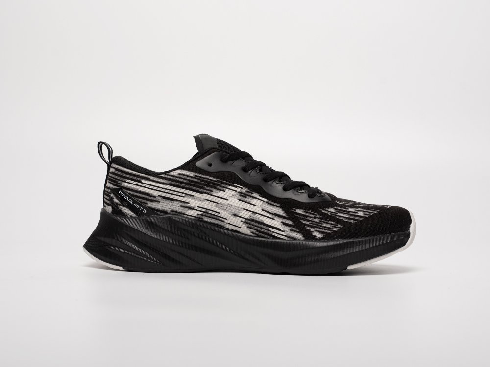 Кроссовки Asics Novablast 3