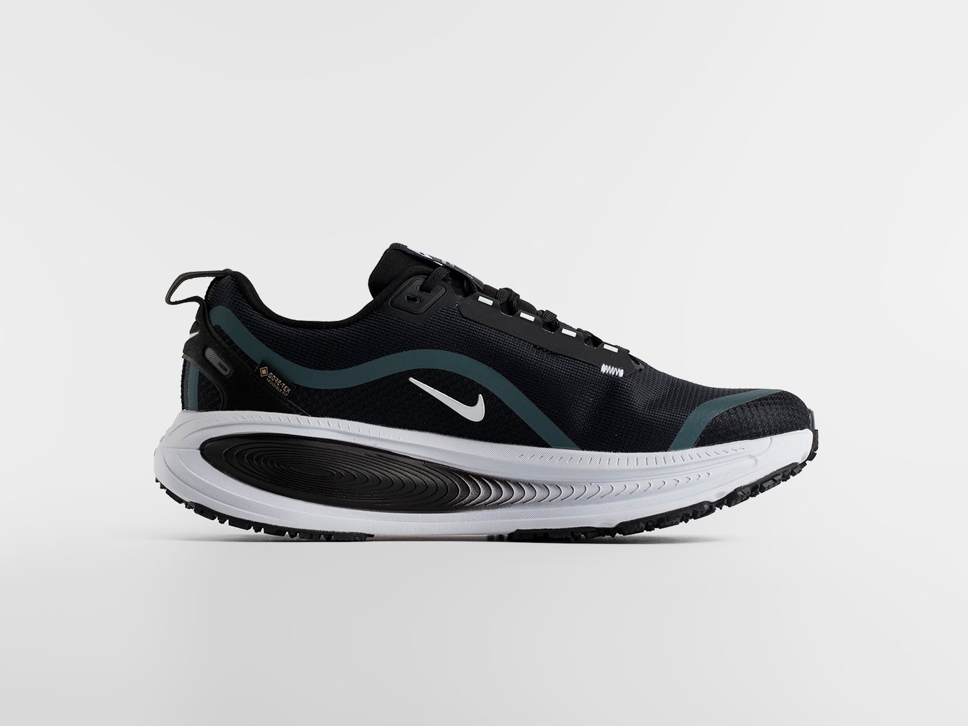 Кроссовки Nike Air Zoom Vomero 18