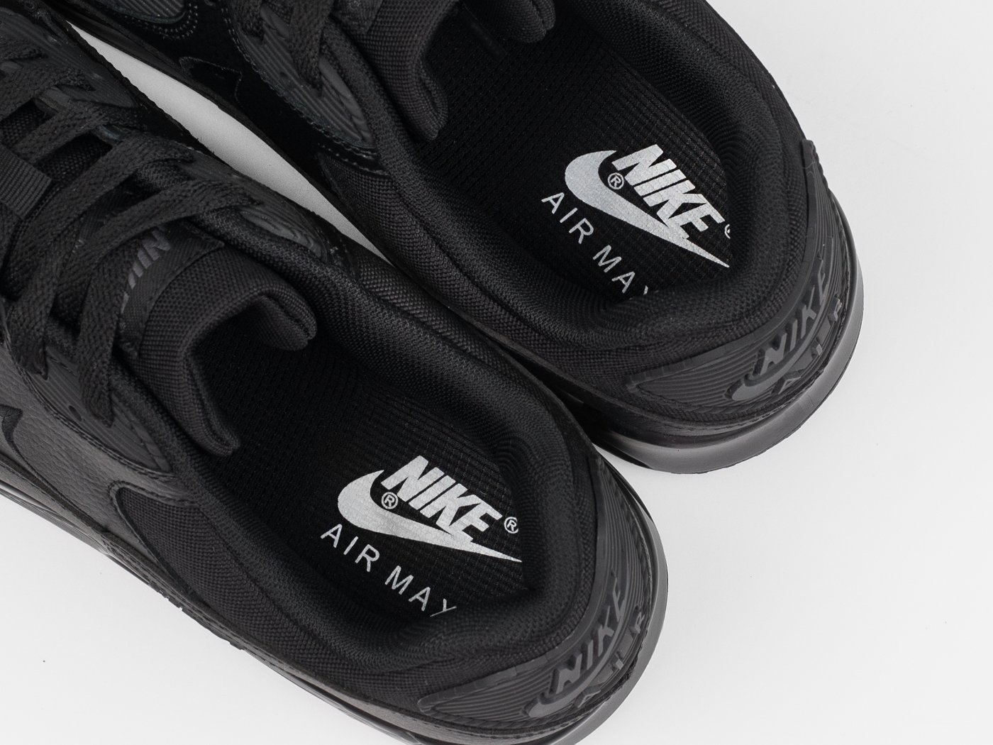 Кроссовки Nike Air Max 90