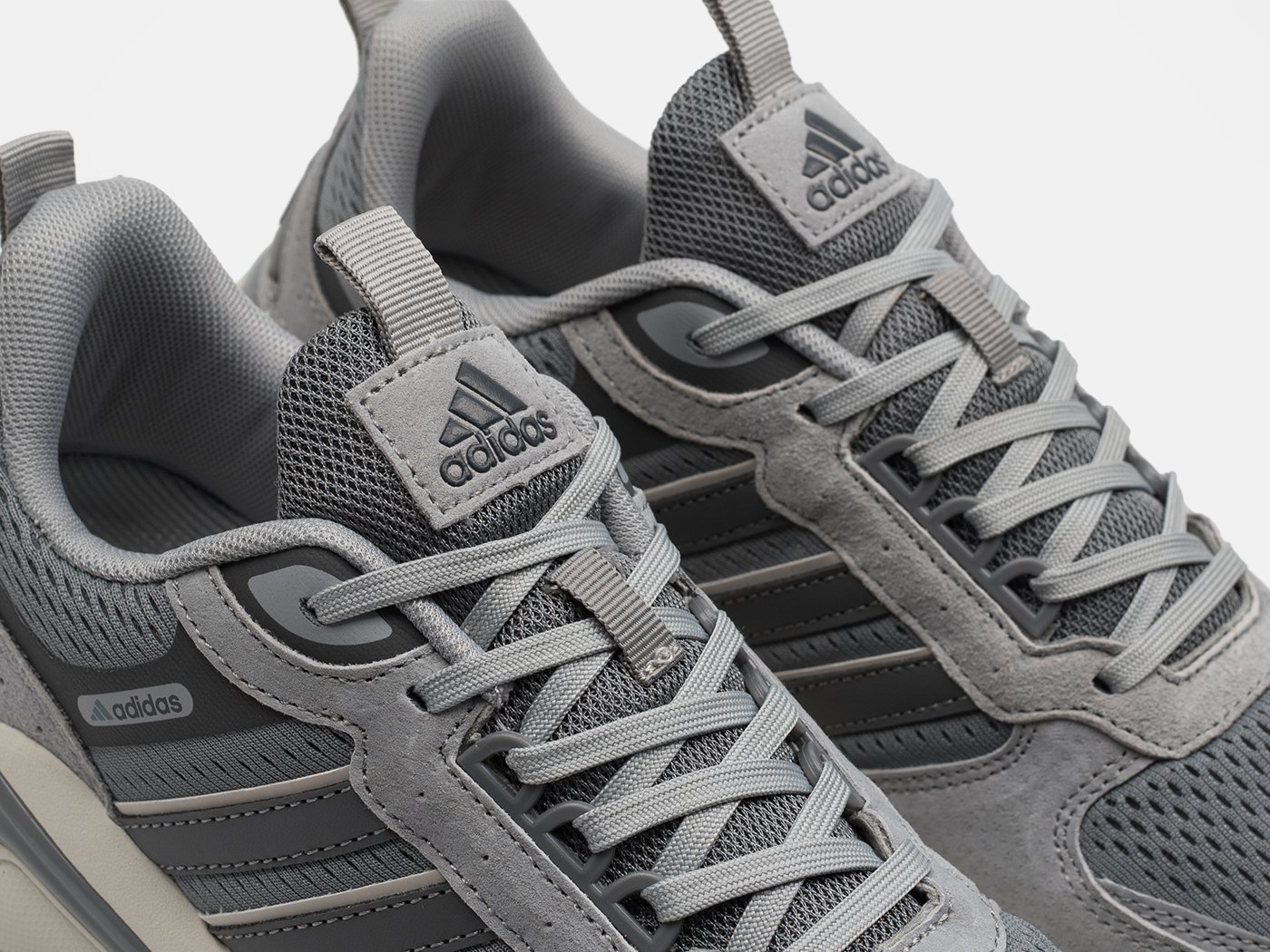 Кроссовки Adidas