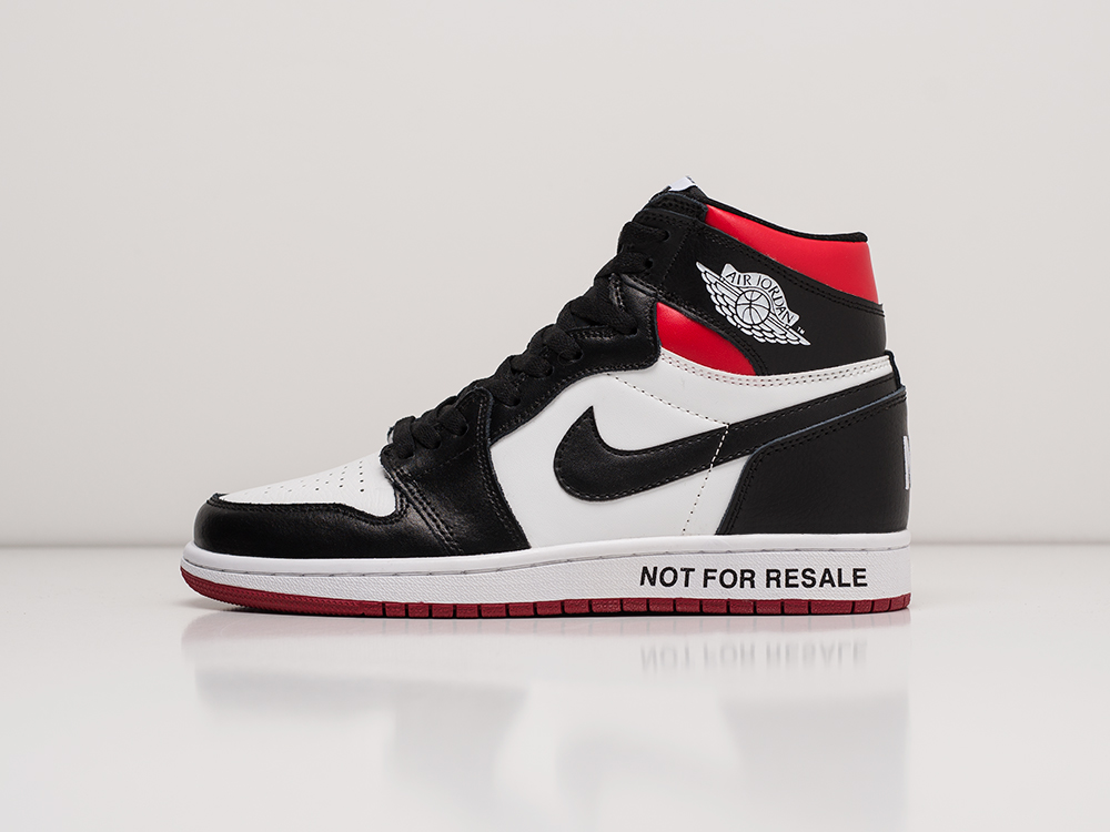 Кроссовки Nike Air Jordan 1 Mid
