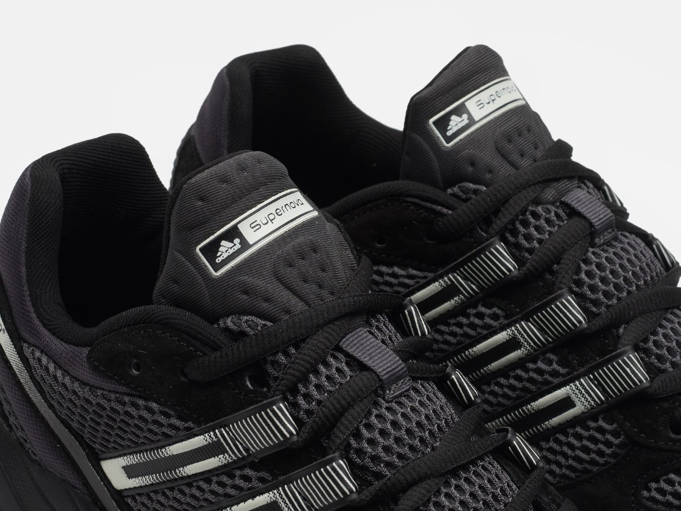 Кроссовки Adidas Supernova Cushion 7