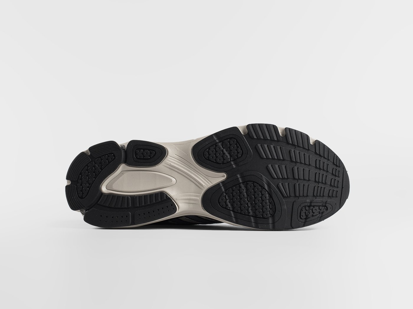 Кроссовки Adidas Spiritain 2000