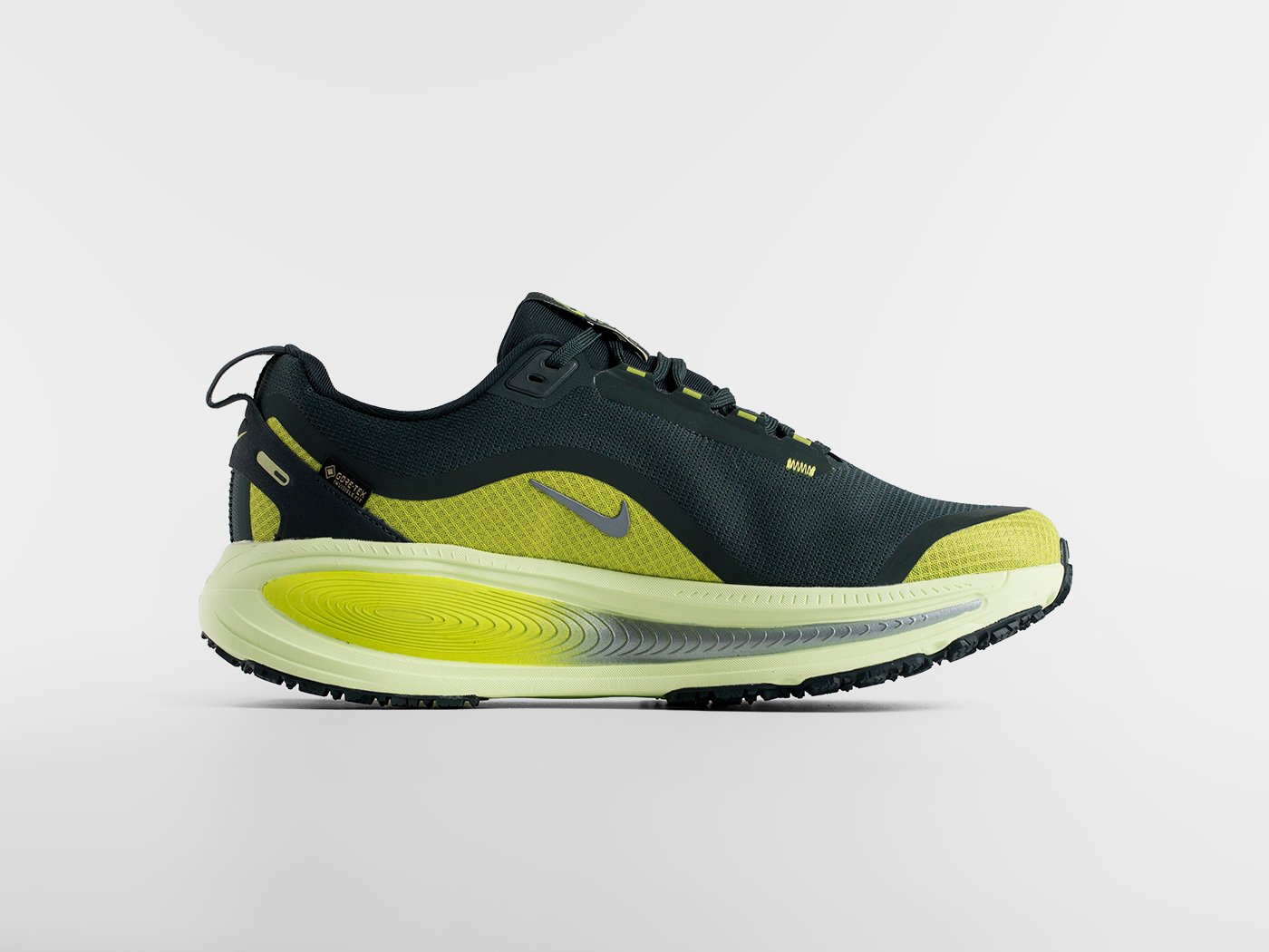 Кроссовки Nike Air Zoom Vomero 18