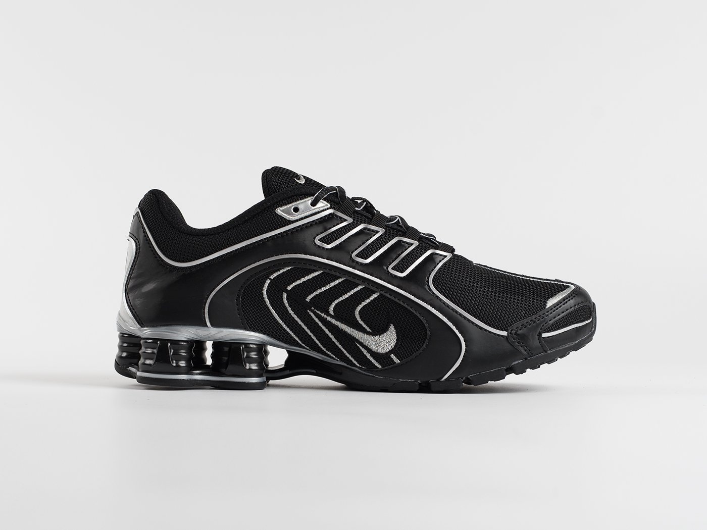 Кроссовки Nike Shox