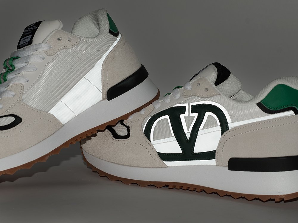 Кроссовки Valentino