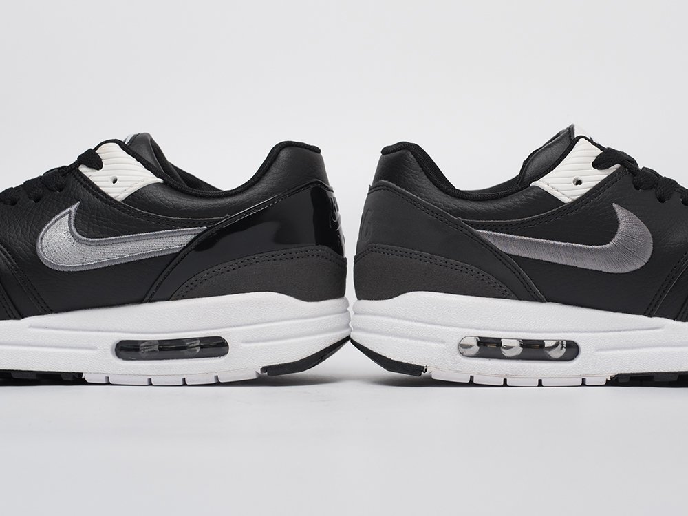 Кроссовки Nike Air Max 1