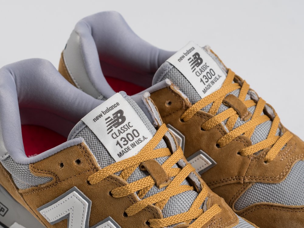 Кроссовки New Balance 1300