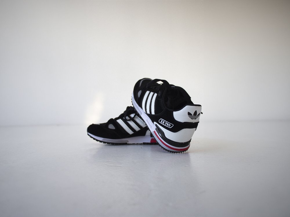 Кроссовки Adidas ZX 750