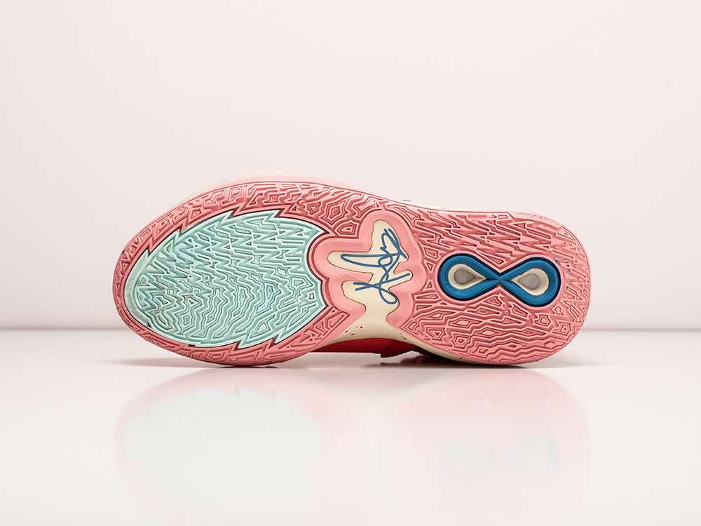 Кроссовки Nike Kyrie 8