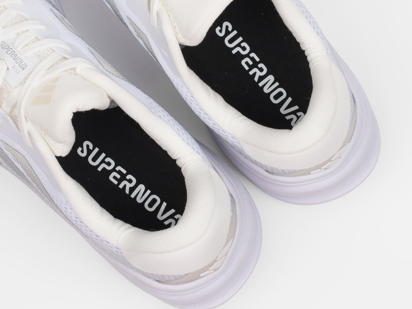 Кроссовки Adidas Supernova Rise