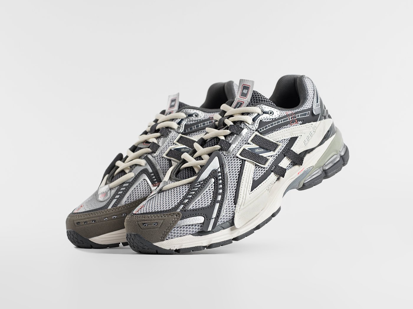 Кроссовки New Balance 1906A