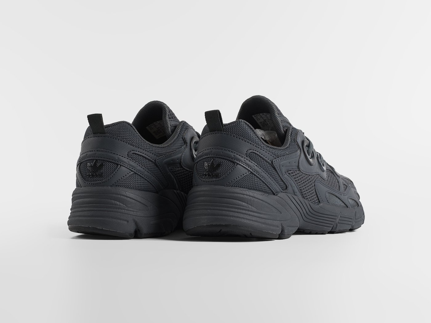 Кроссовки Adidas Astir