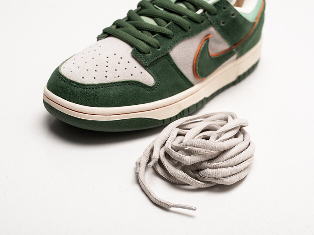 Кроссовки Nike SB Dunk Low