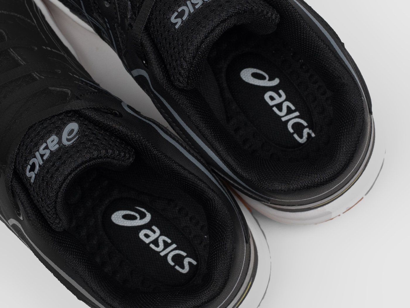 Кроссовки Asics Gel-Rocket 10