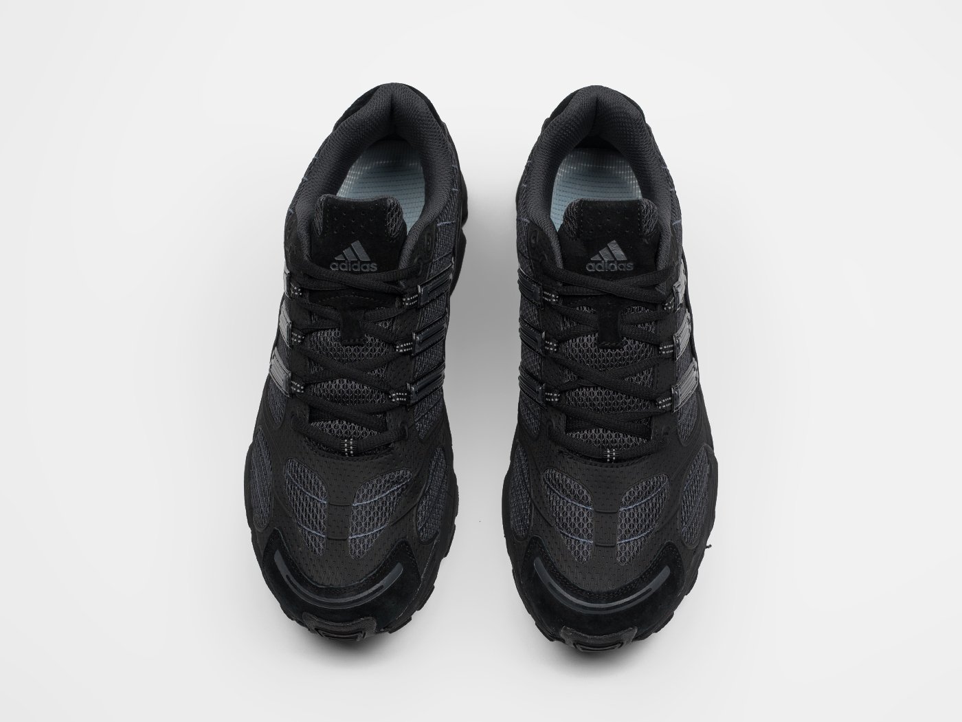 Кроссовки Adidas Ozweego Pro