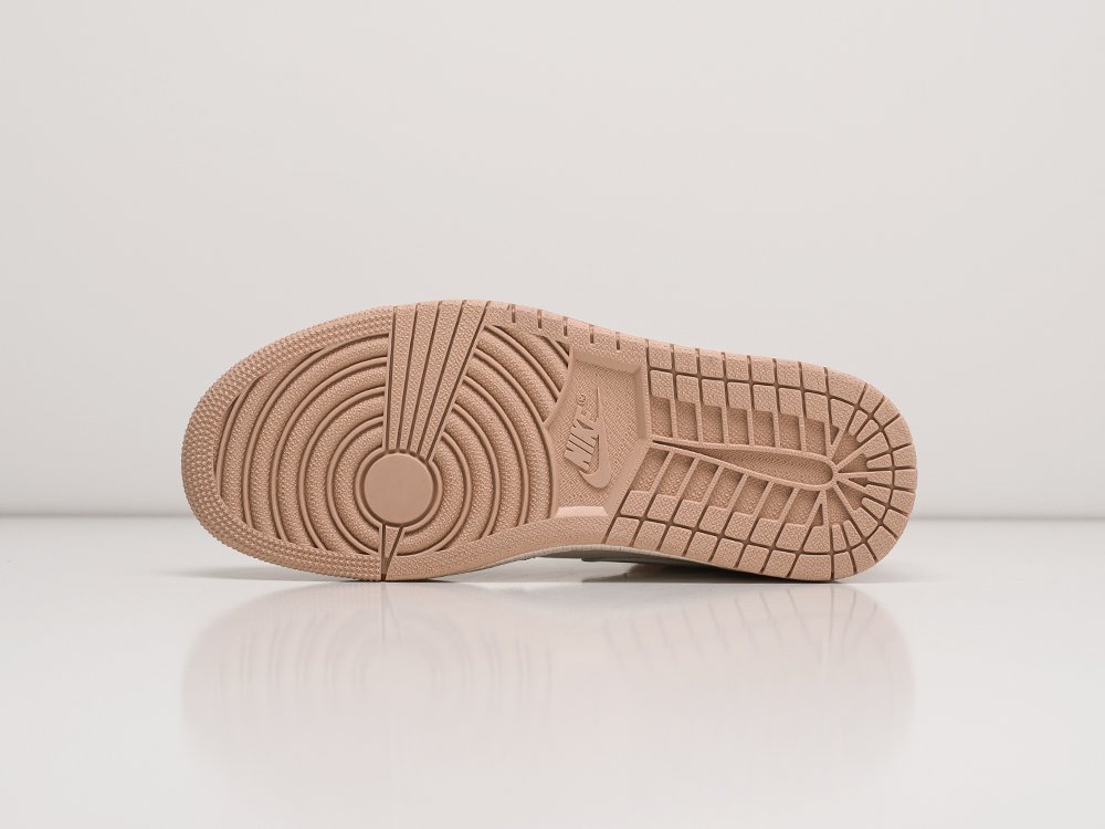 Кроссовки Nike Air Jordan 1 Mid