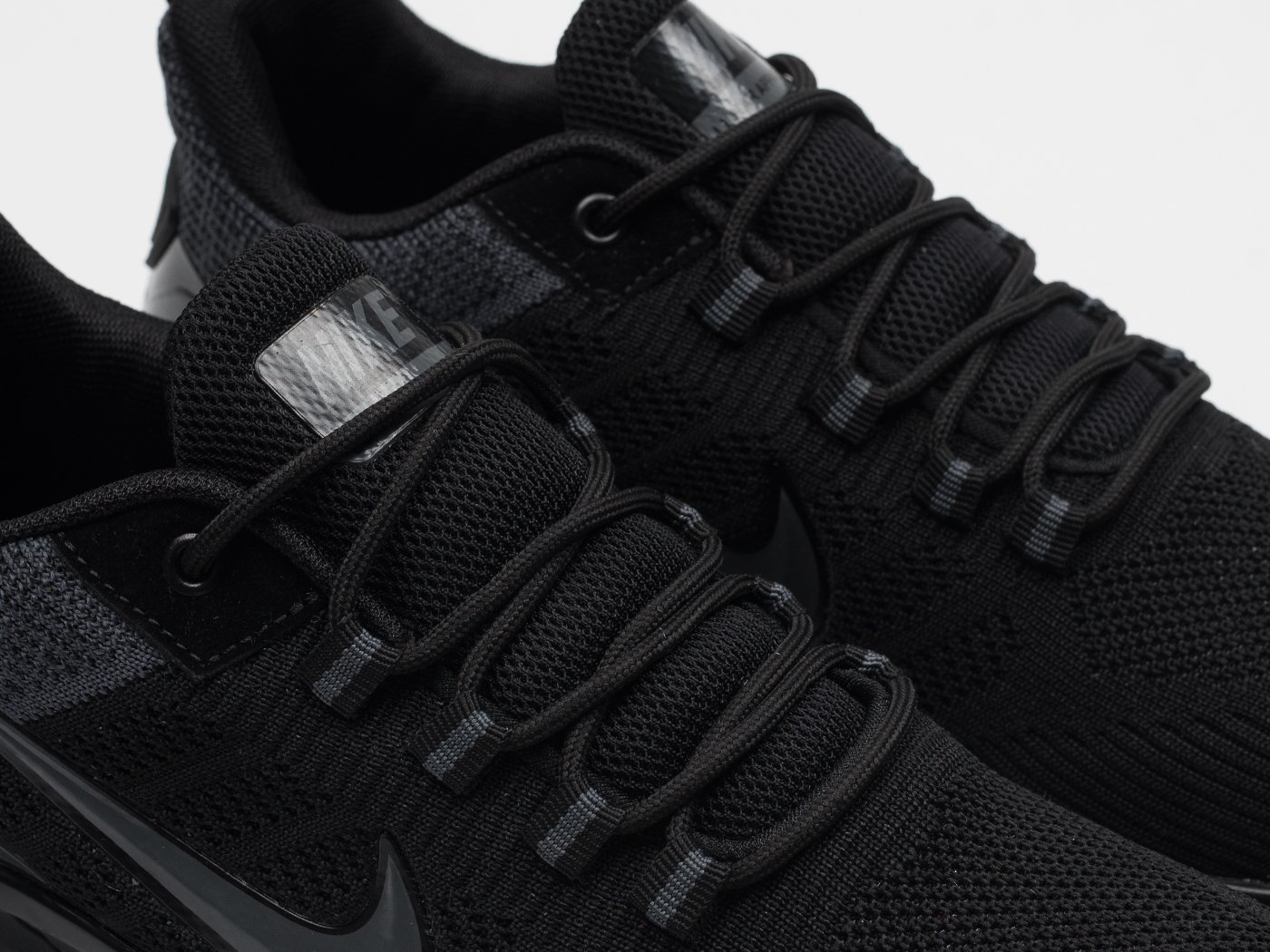 Кроссовки Nike