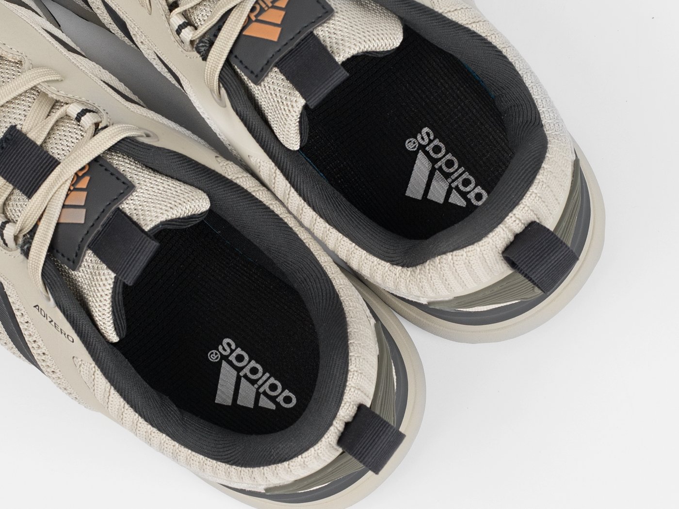 Кроссовки Adidas