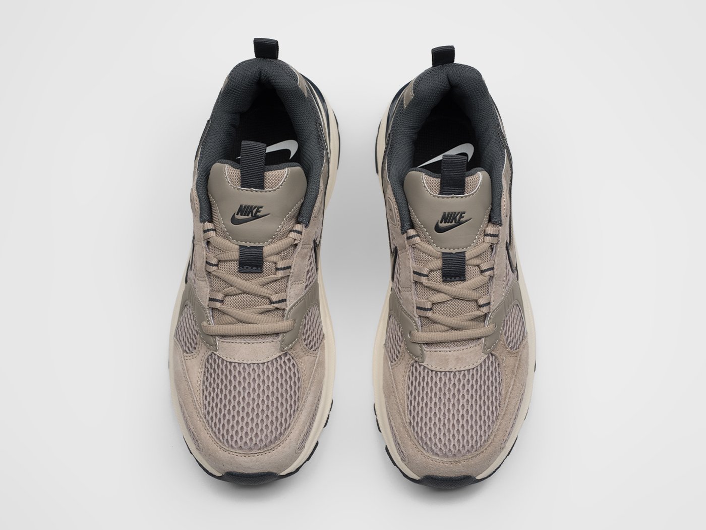 Кроссовки Nike