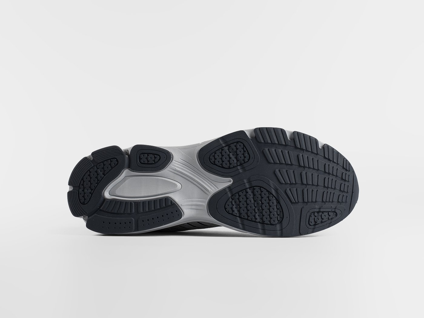 Кроссовки Adidas Spiritain 2000