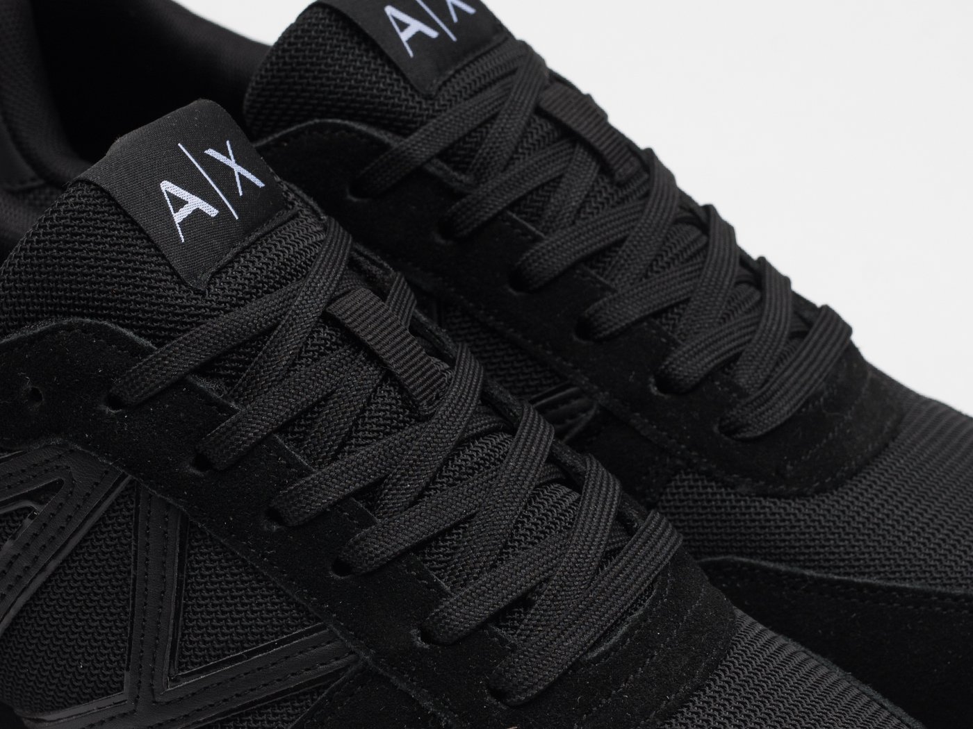 Кроссовки Armani Exchange
