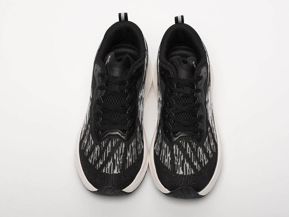Кроссовки Asics Novablast 3