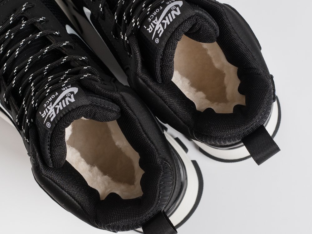 Зимние кроссовки Nike Rivah Mid