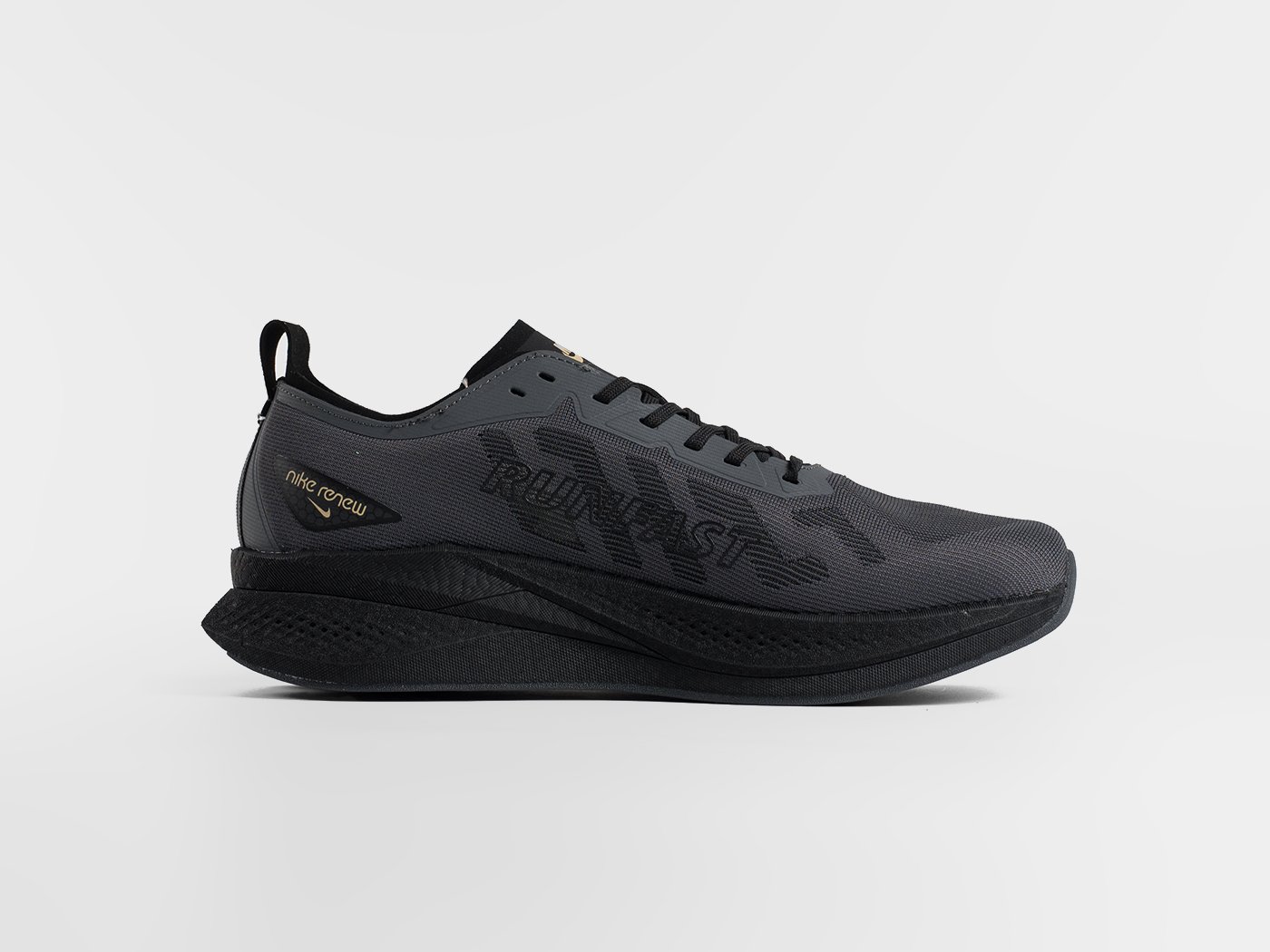 Кроссовки Nike Renew