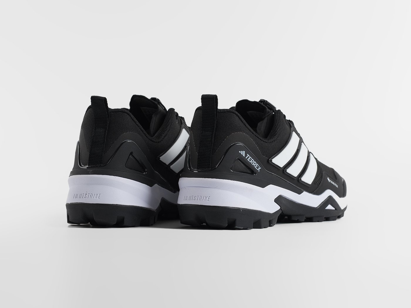 Кроссовки Adidas Terrex Skychaser