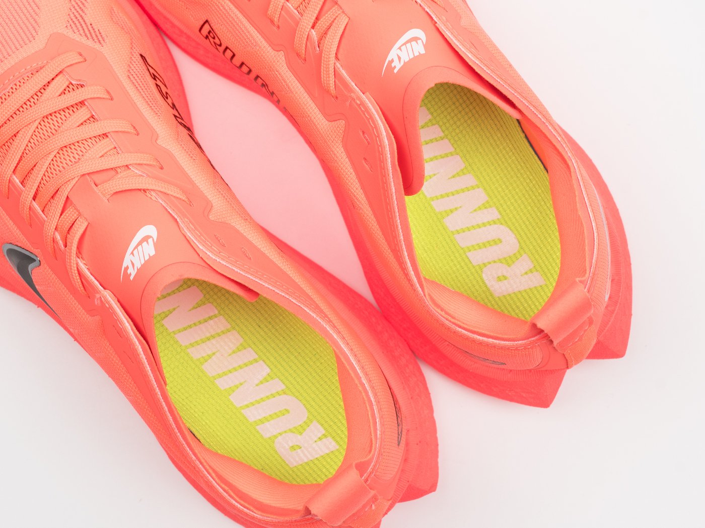 Кроссовки Nike Renew