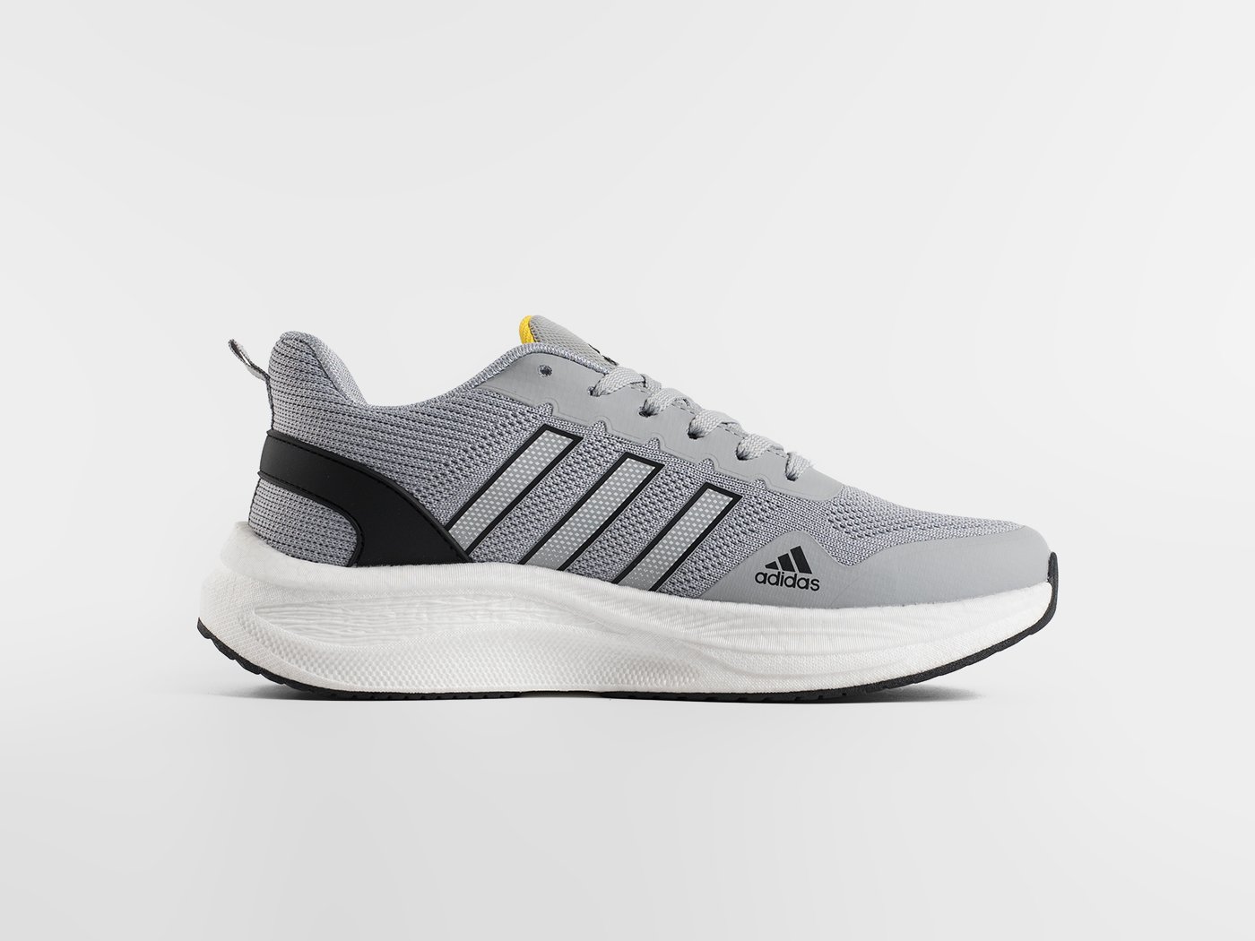Кроссовки Adidas