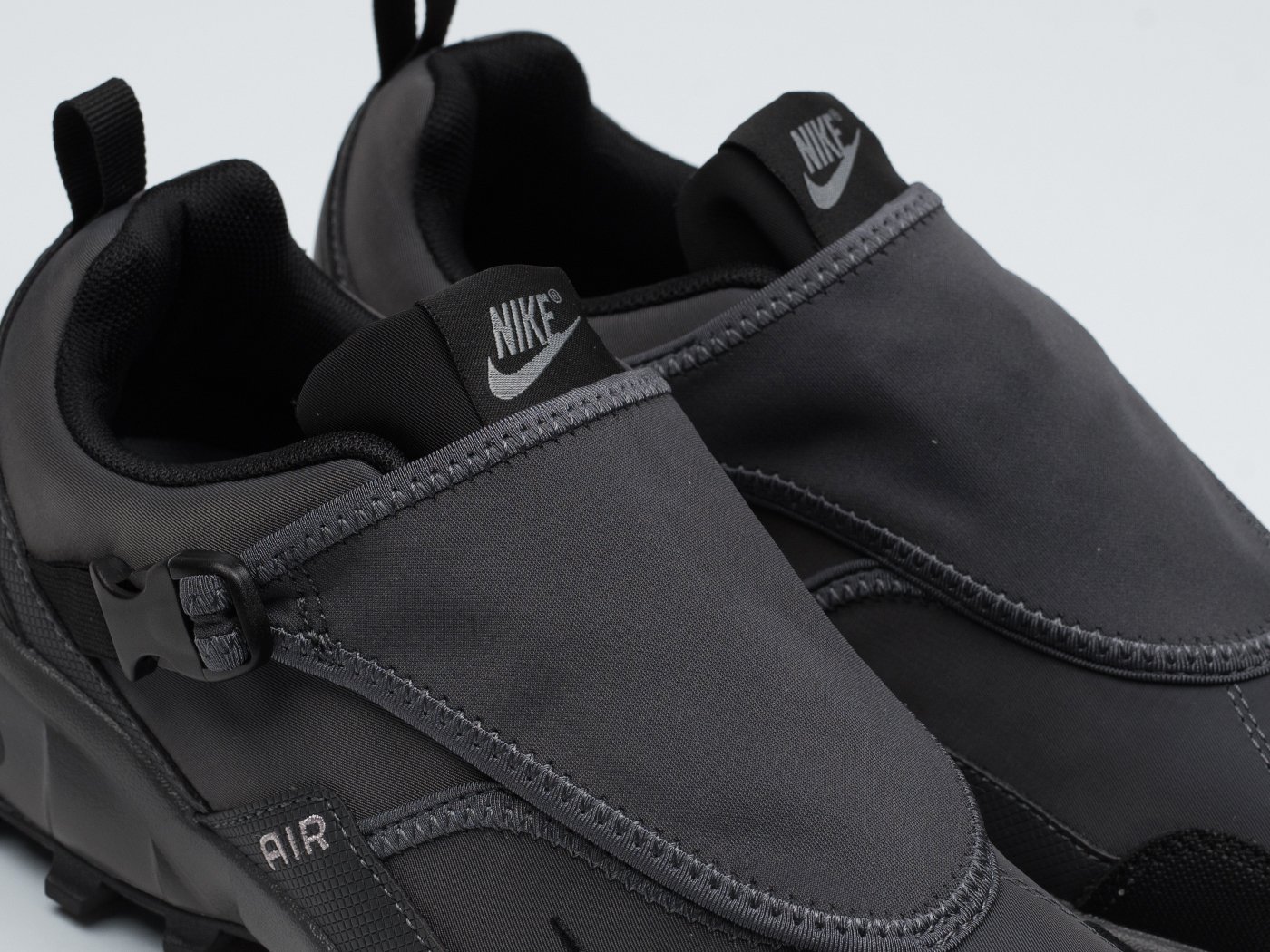 Кроссовки Nike ACG Phassad