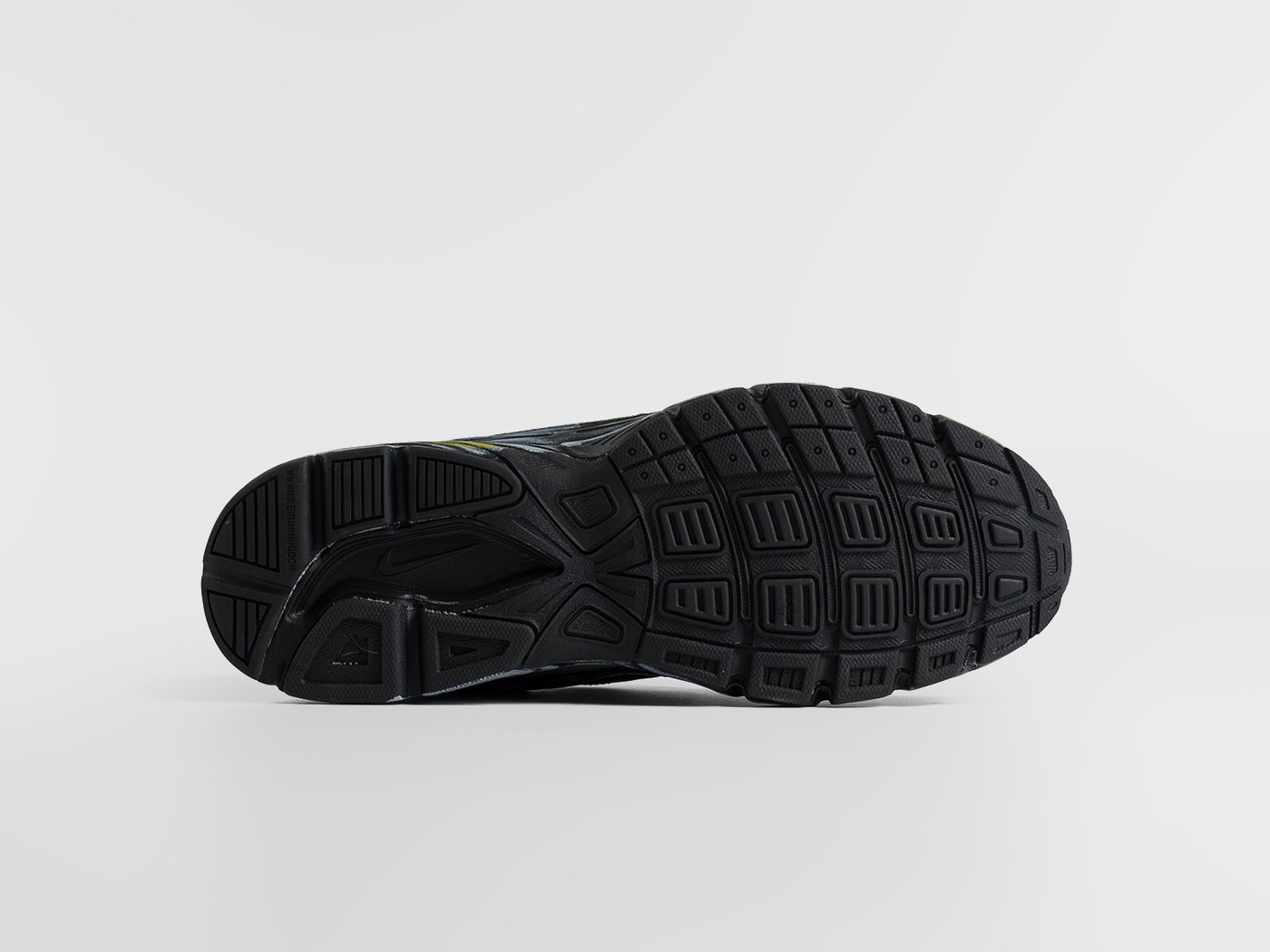 Кроссовки Nike Initiator