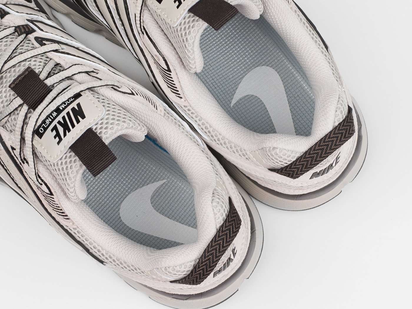 Кроссовки Nike P-6000