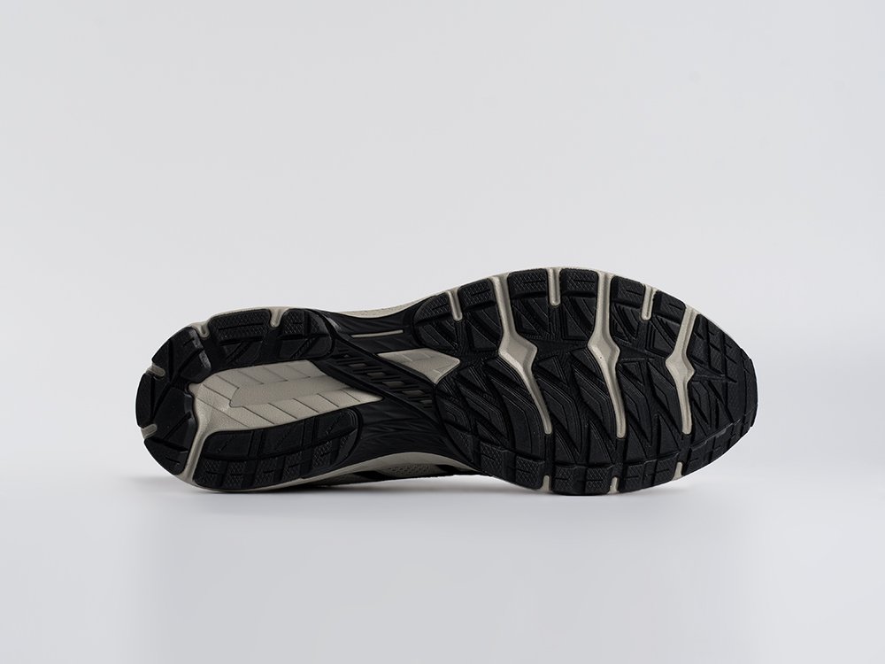 Кроссовки Asics