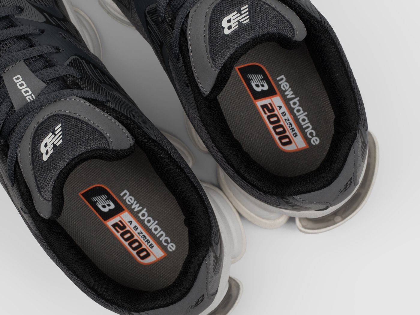 Кроссовки New Balance ABZORB 2000