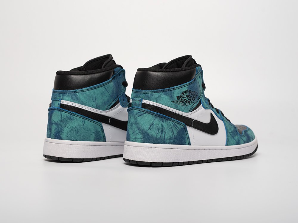 Кроссовки Nike Air Jordan 1 Mid