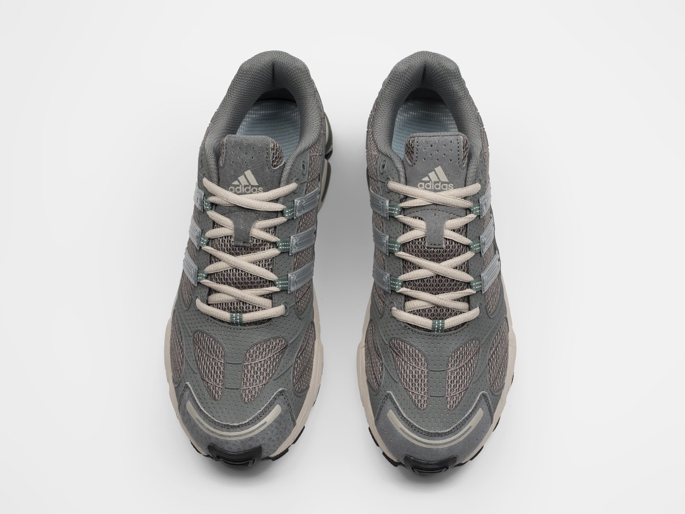 Кроссовки Adidas Ozweego Pro