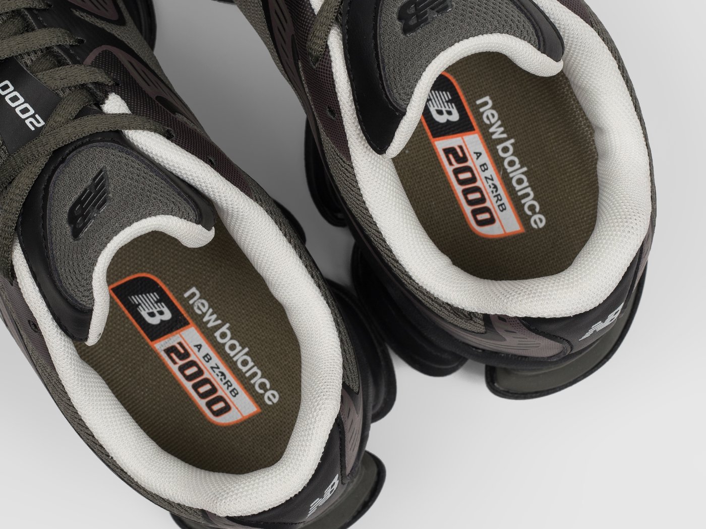 Кроссовки New Balance ABZORB 2000