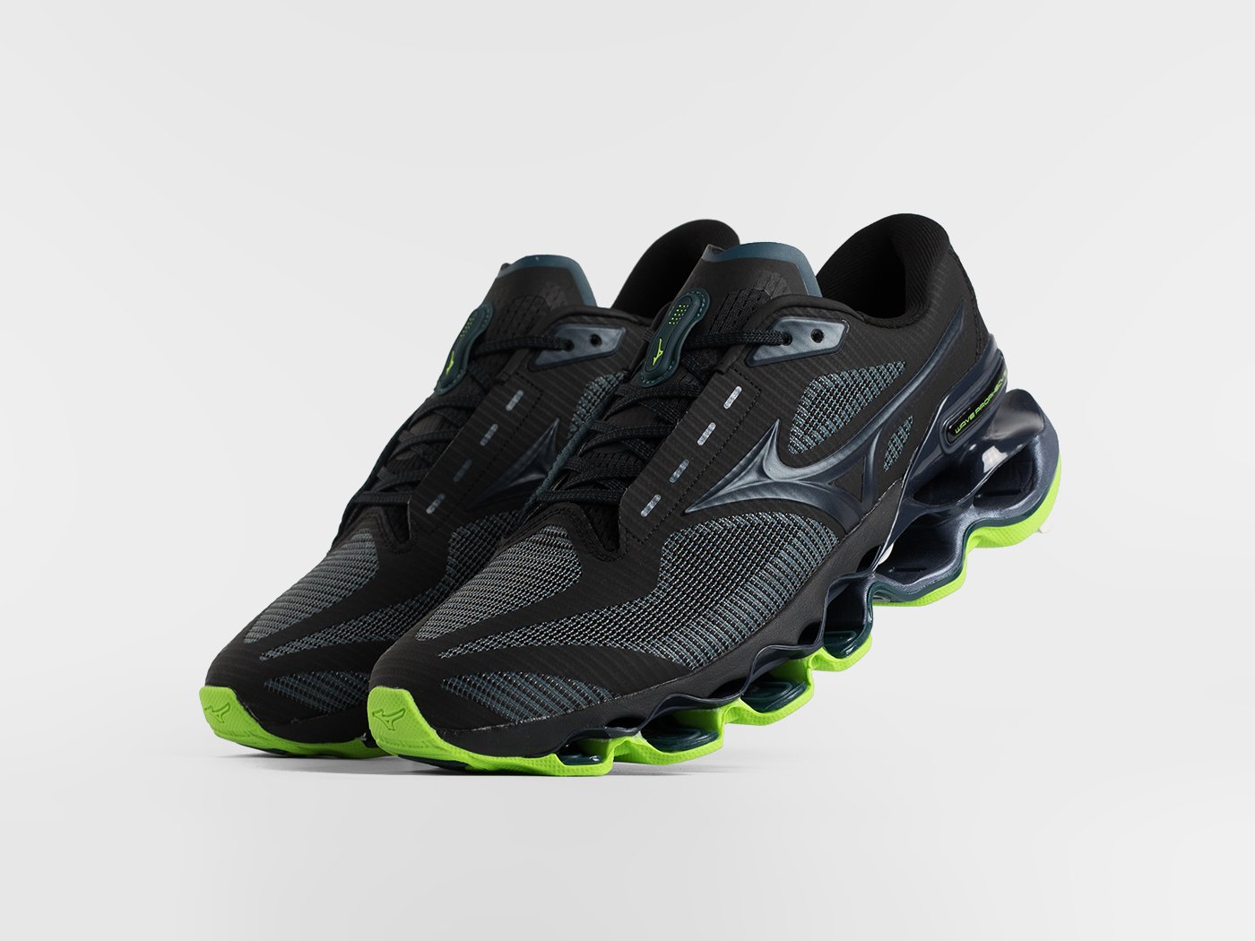 Кроссовки Mizuno Wave Prophecy 15