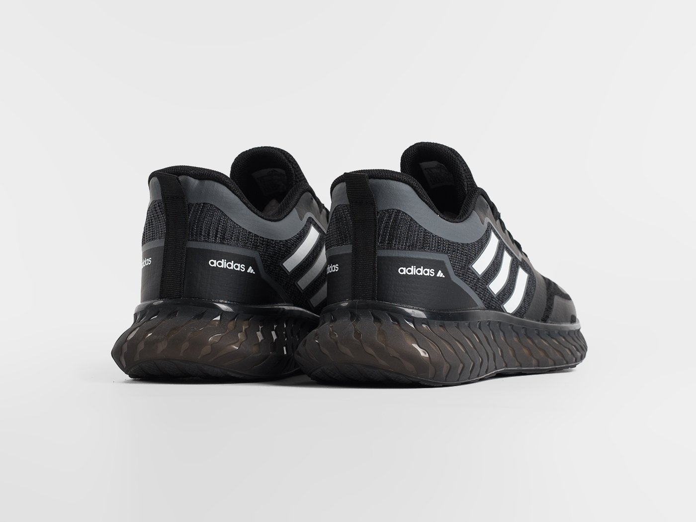Кроссовки Adidas