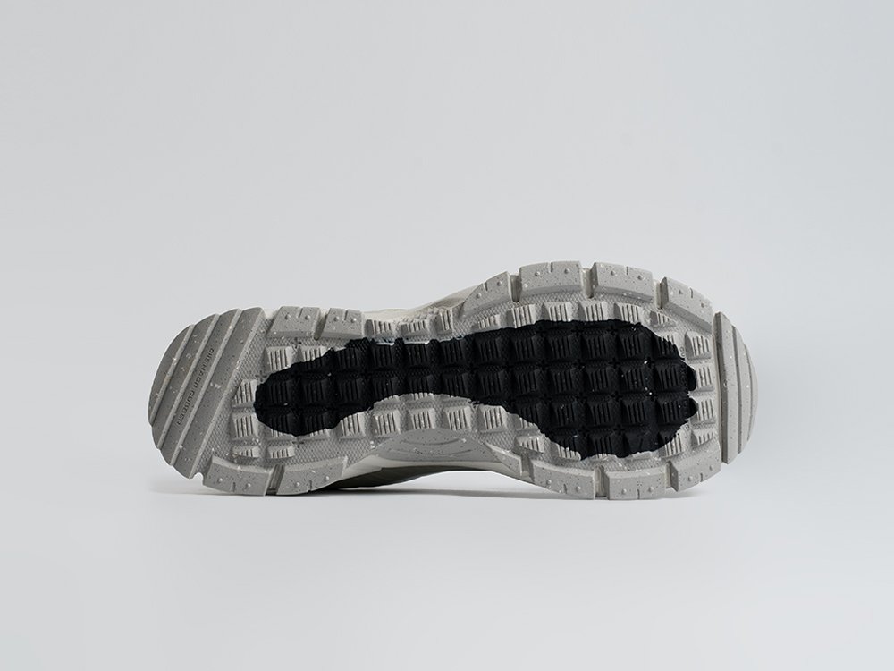 Кроссовки Nike Zoom Vomero 5 Roam