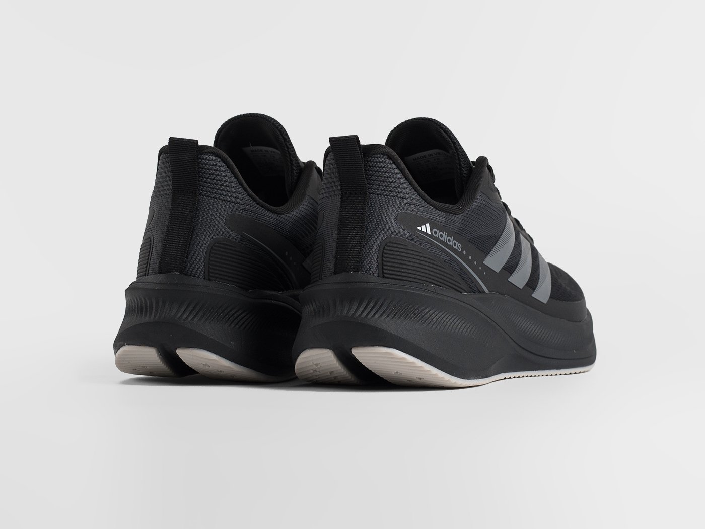 Кроссовки Adidas